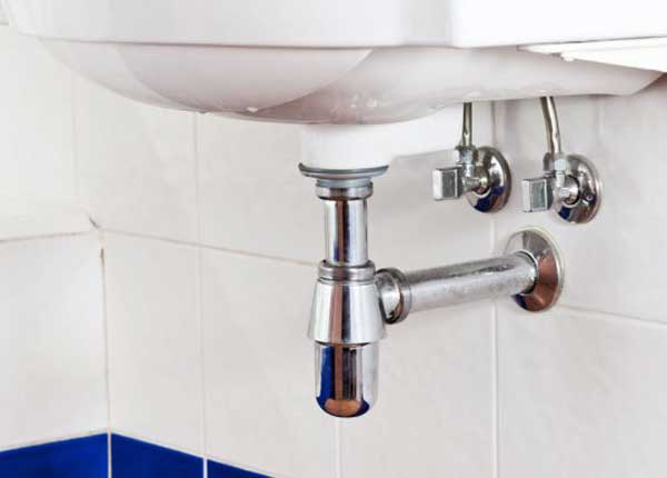 Как устроена система слива для раковины в ванной комнате? - фото
