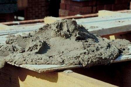 Смеси сухие штукатурные цементно-известково-песчаные: рассмотрим подробно составы с фото