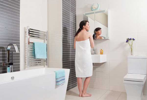 Как выбрать и установить водяные полотенцесушители для ванной комнаты? с фото