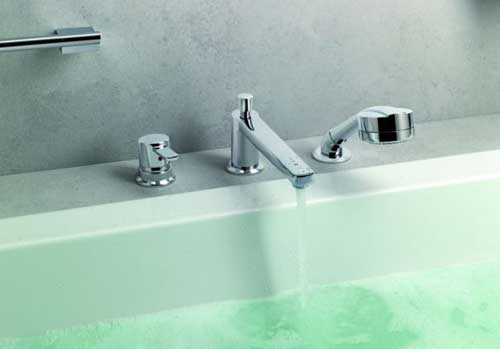 Как выбрать и правильно установить смеситель врезной на борт ванны? - фото